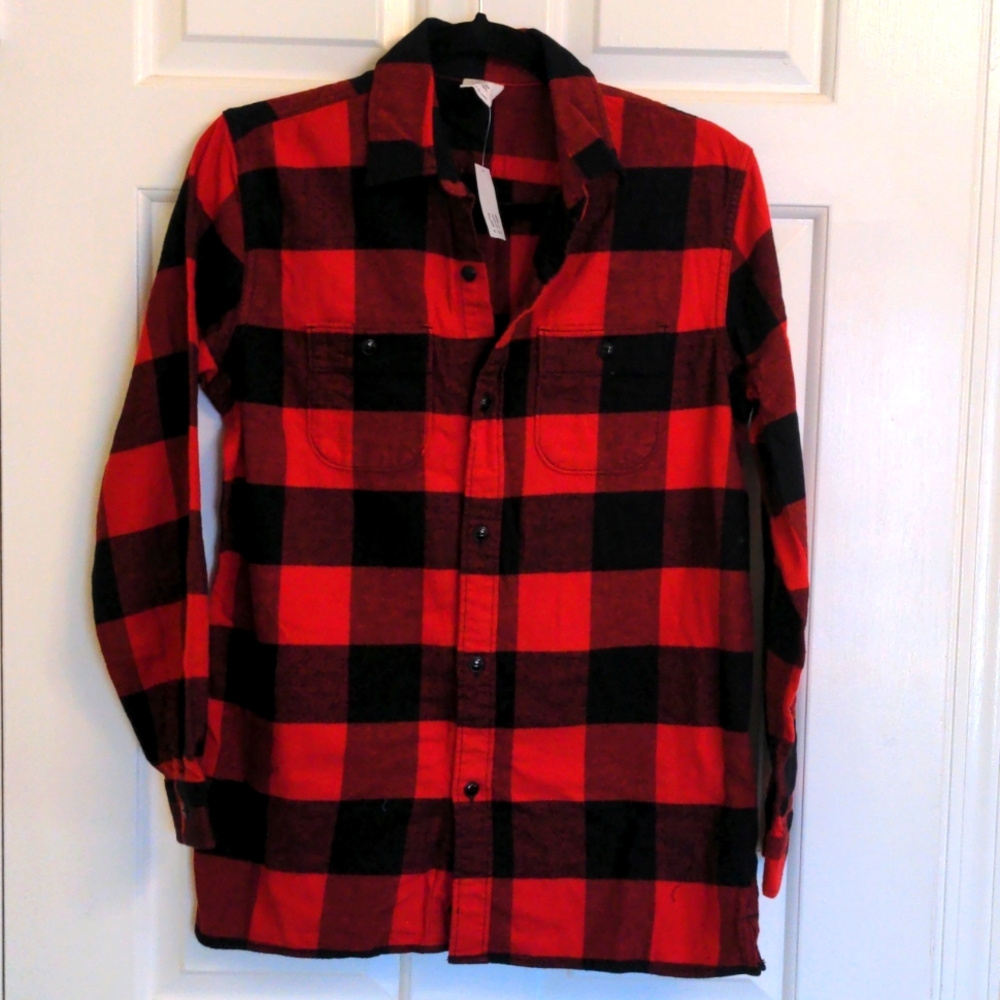 NWT Boys 'Buffalo Check" Red & Black Flannel  14 - 16